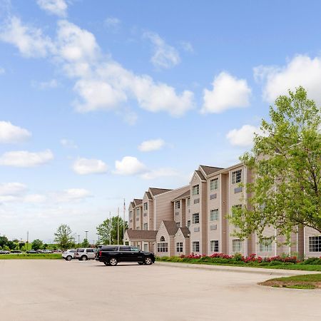 Microtel Inn & Suites By Wyndham Белвю Екстериор снимка