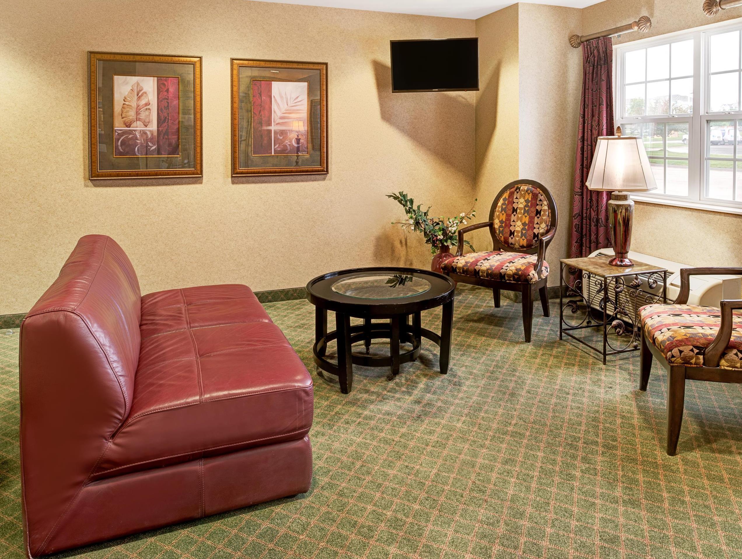 Microtel Inn & Suites By Wyndham Белвю Екстериор снимка